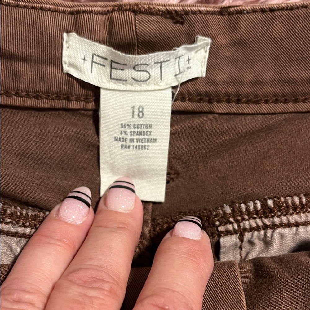 Torrid Festi Shorts. Size 18 - Picture 7 of 7